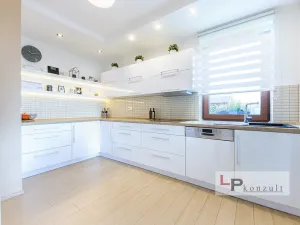 Prodej rodinného domu, Dubany, 129 m2