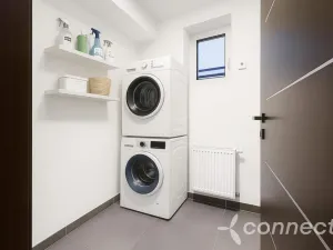 Prodej bytu 3+kk, Hostivice, Unhošťská, 78 m2