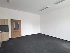 Pronájem kanceláře, Krnov, Revoluční, 36 m2