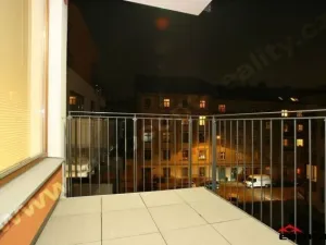 Pronájem bytu 1+kk, Praha - Košíře, Pod Kavalírkou, 35 m2