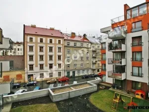 Pronájem bytu 1+kk, Praha - Košíře, Pod Kavalírkou, 35 m2