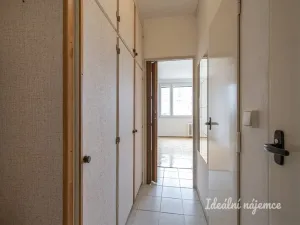 Pronájem bytu 1+kk, Praha - Záběhlice, Jabloňová, 24 m2