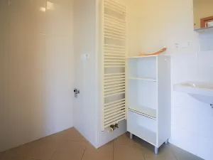 Pronájem bytu 2+kk, Praha - Vysočany, Jana Přibíka, 59 m2