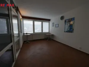 Pronájem kanceláře, Lety, Pražská, 23 m2