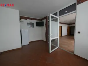Pronájem kanceláře, Lety, Pražská, 23 m2