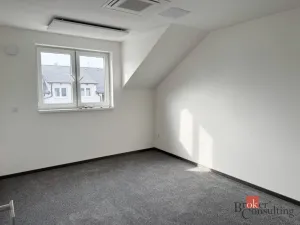Pronájem bytu 4+kk, Vochov, 80 m2