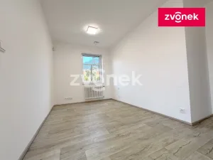 Pronájem bytu 4+kk, Zlín, Nad Ovčírnou III, 81 m2