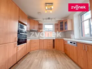 Pronájem bytu 4+kk, Zlín, Nad Ovčírnou III, 87 m2