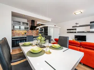 Prodej bytu 2+kk, Praha - Hlubočepy, Silurská, 64 m2
