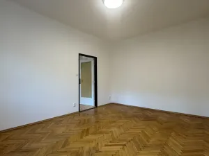 Pronájem bytu 2+kk, Praha - Nusle, Děkanská vinice I, 43 m2