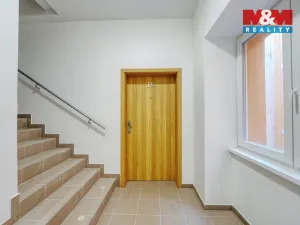 Pronájem bytu 1+1, Plzeň - Jižní Předměstí, Husova, 35 m2