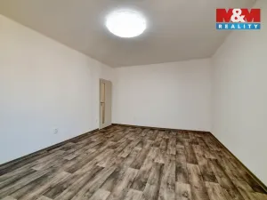 Prodej bytu 4+1, Cheb, Májová, 121 m2