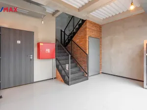 Pronájem restaurace, Praha - Stodůlky, Tlumačovská, 365 m2