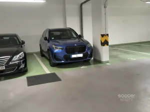 Pronájem garážového stání, Praha - Vysočany, Modrého, 20 m2