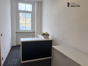 Pronájem kanceláře, Karlovy Vary, Moskevská, 12 m2