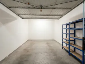 Prodej bytu 1+kk, Praha, Plzeňská, 35 m2