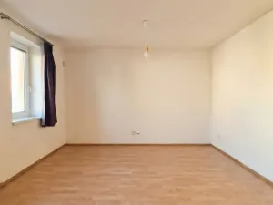 Prodej ubytování, Praha, Plzeňská, 35 m2