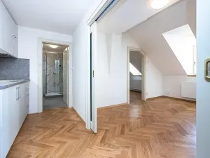 Pronájem bytu 2+kk, Praha - Staré Město, Kozí, 39 m2