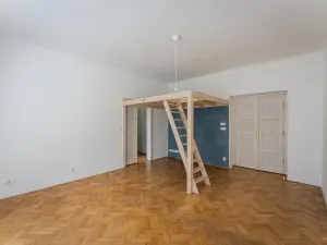 Pronájem bytu 3+1, Praha - Bubeneč, Uralská, 101 m2