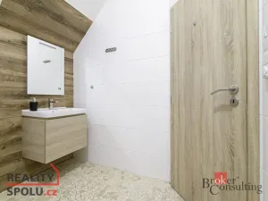 Prodej bytu 2+kk, Horní Lhota, 62 m2