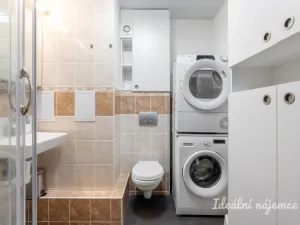 Pronájem bytu 2+kk, Praha - Modřany, Lysinská, 32 m2