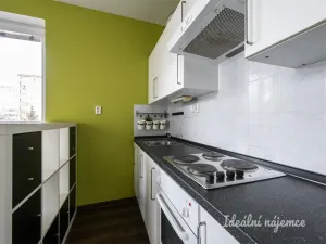 Pronájem bytu 1+kk, Praha - Záběhlice, Mikanova, 31 m2