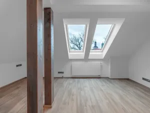 Pronájem rodinného domu, Dolní Břežany, U Zámku, 237 m2