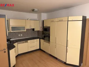 Prodej bytu 3+kk, Jihlava, Březinova, 74 m2