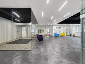 Pronájem kanceláře, Praha - Smíchov, Radlická, 881 m2