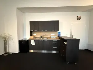 Pronájem kanceláře, Brno - Židenice, Kosmákova, 20 m2