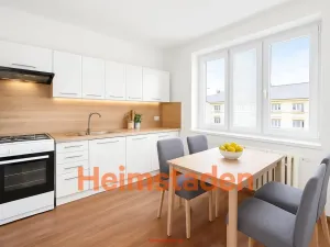 Pronájem bytu 2+1, Karviná - Nové Město, tř. Osvobození, 56 m2