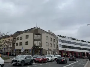 Pronájem kanceláře, Praha - Michle, Michelská, 119 m2