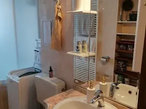 Pronájem bytu 3+1, Liberec, Husova, 69 m2