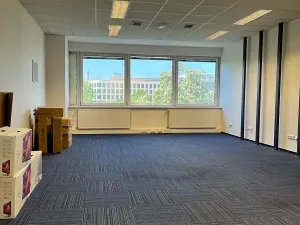 Pronájem kanceláře, Praha - Holešovice, Jankovcova, 279 m2