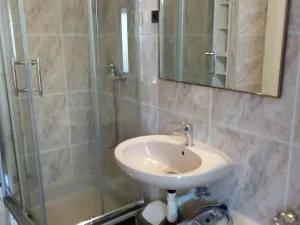 Pronájem bytu 2+1, Praha, Kladenská, 82 m2