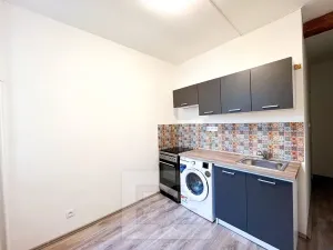 Pronájem bytu 2+1, Karlovy Vary, 55 m2