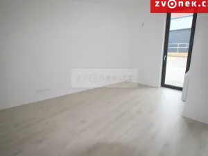 Pronájem bytu 1+kk, Otrokovice, Komenského, 39 m2