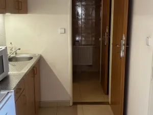 Pronájem kanceláře, Brno - Královo Pole, Poděbradova, 30 m2