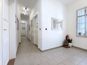 Pronájem kanceláře, Praha - Vršovice, Na louži, 51 m2