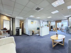 Pronájem kanceláře, Praha - Nusle, Hvězdova, 240 m2