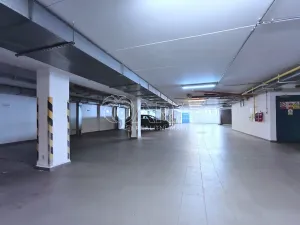 Pronájem kanceláře, Praha - Nusle, Hvězdova, 240 m2
