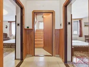 Prodej vícegeneračního domu, Karlovy Vary, Modenská, 290 m2