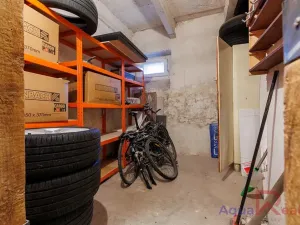 Prodej bytu 2+1, Ostrov, Masarykova, 51 m2