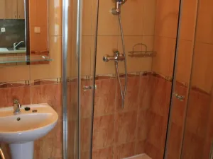 Pronájem bytu 1+kk, Uherské Hradiště, Velehradská třída, 25 m2