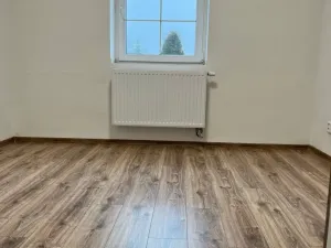 Pronájem bytu 3+1, Dvorce, Komenského, 76 m2