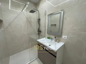 Prodej bytu 1+1, Durrës, Albánie, 51 m2