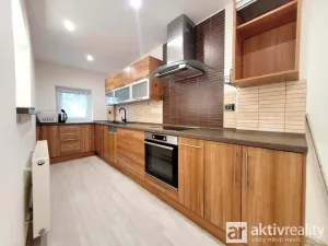 Pronájem bytu 4+1, Neratovice, Nerudova, 110 m2