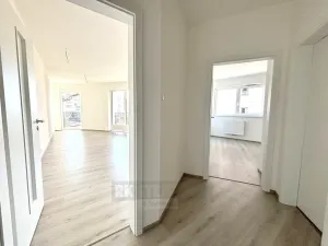 Pronájem bytu 2+kk, České Budějovice, Na Zlaté stoce, 63 m2