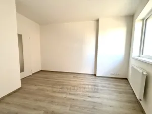 Pronájem bytu 2+kk, České Budějovice, Na Zlaté stoce, 63 m2