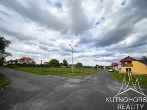 Prodej pozemku pro bydlení, Okřesaneč, 866 m2